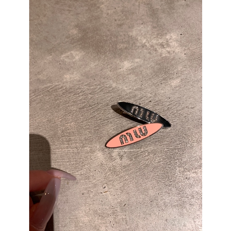 Kẹp Tóc Mỏ Vịt Hình Oval Đính Đá Lấp Lánh Hai Màu Dễ Thương