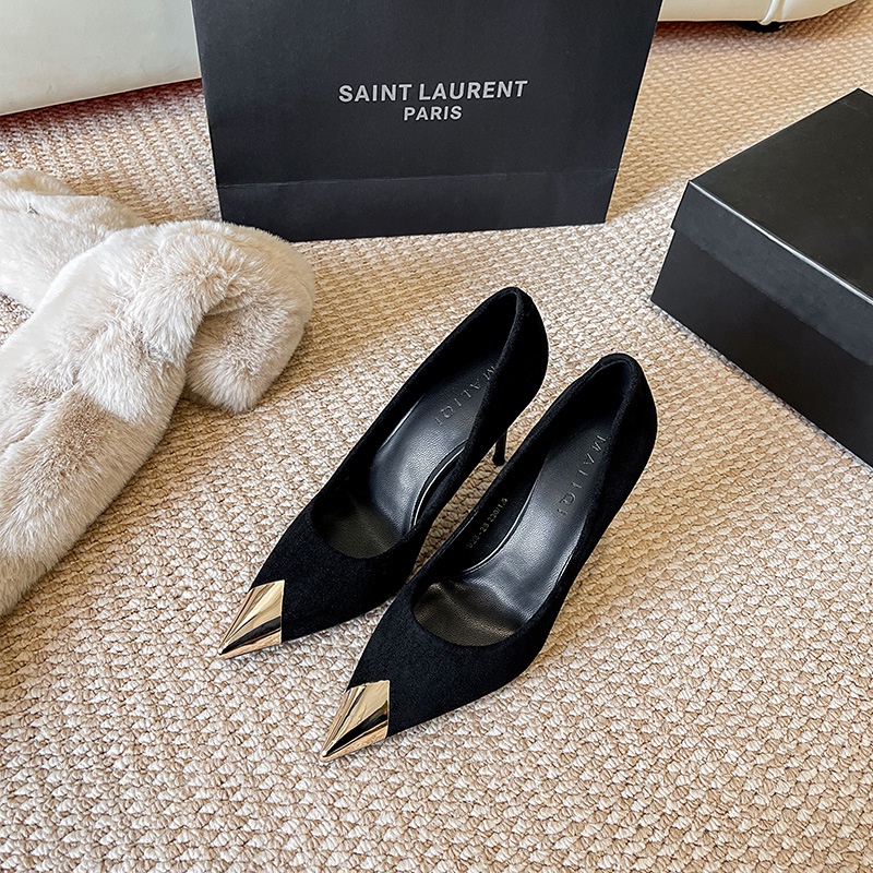 Giày Cao Gót Mũi Nhọn Màu Đen Bằng Kim Loại Thời Trang Dành Cho Nữ