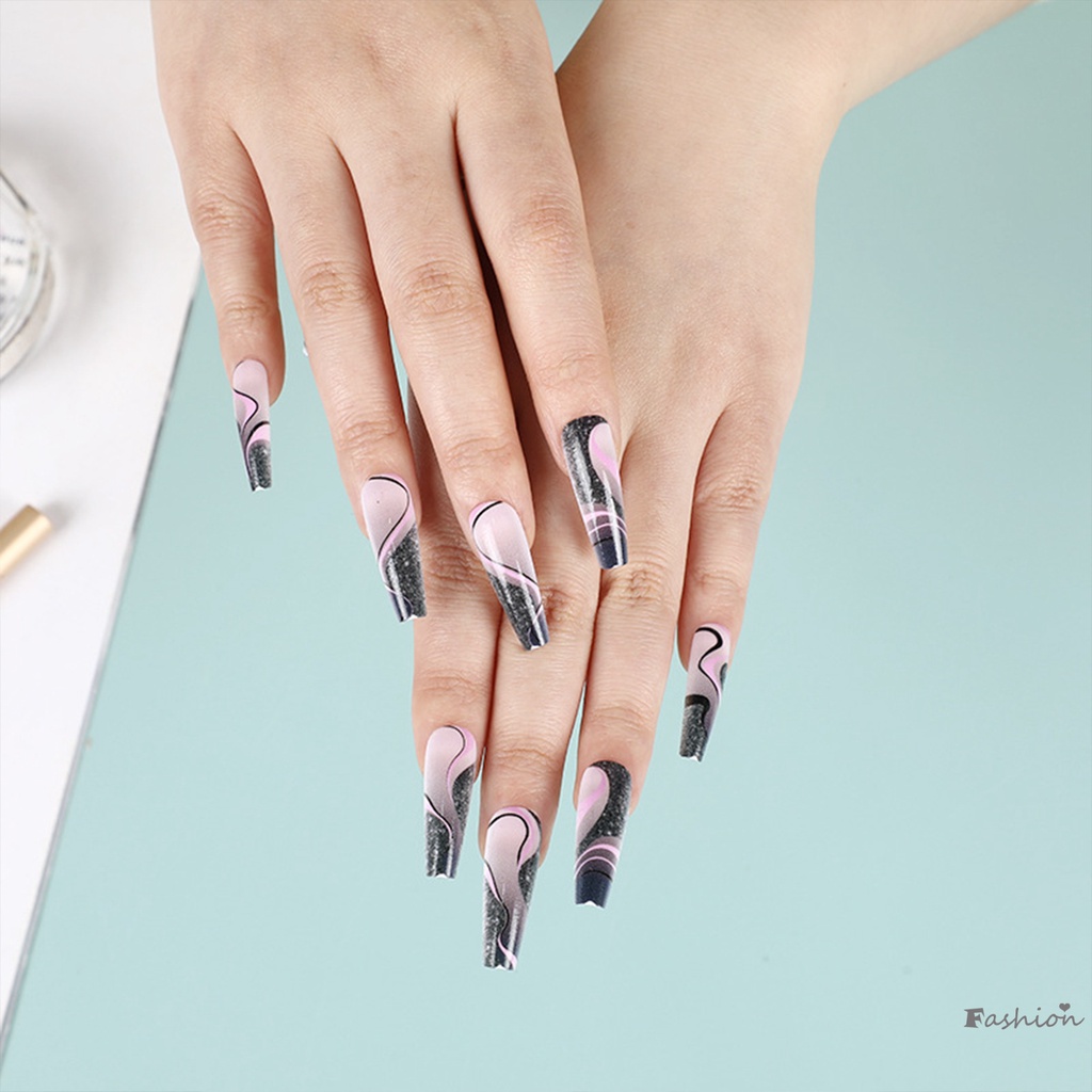 Móng Tay Giả Màu Đen Phong Cách Pháp Thời Trang