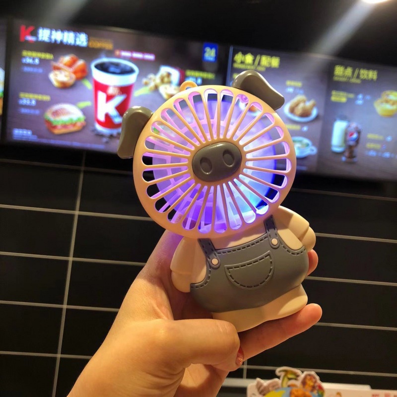 Quạt Mini Cầm Tay Dạ Quang Sạc Pin Kiểu Hoạt Hình Heo Dễ Thương