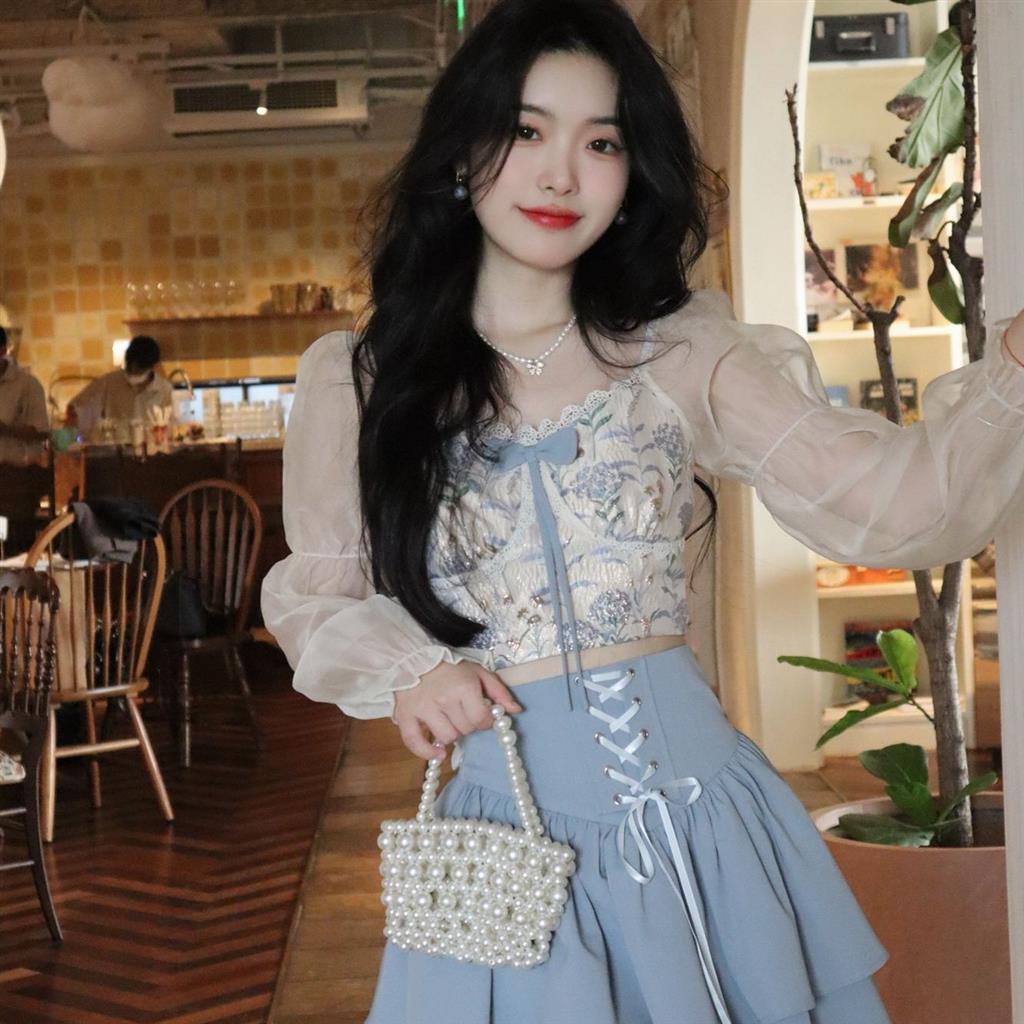 Bộ Áo Tay Dài Dáng Ôm Đính Nơ Phối Chân Váy Ngắn Chữ A Lưng Cao Kiểu Nhật Bản Dễ Thương Cho Nữ