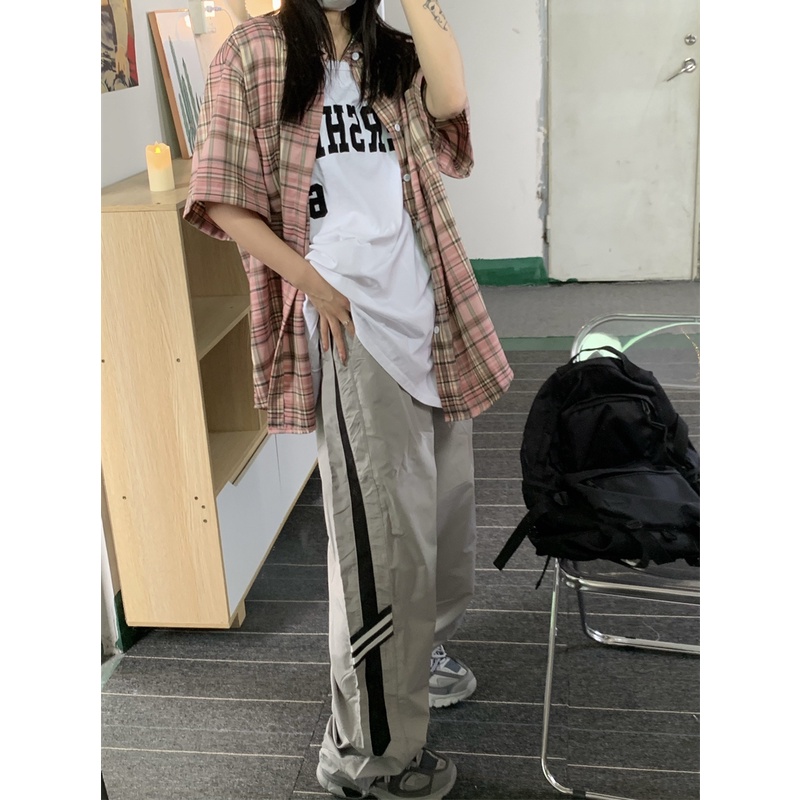 Quần Thể Thao Dây Rút Kẻ Sọc Bên Hông Dáng Rộng Phong Cách Retro Mỹ