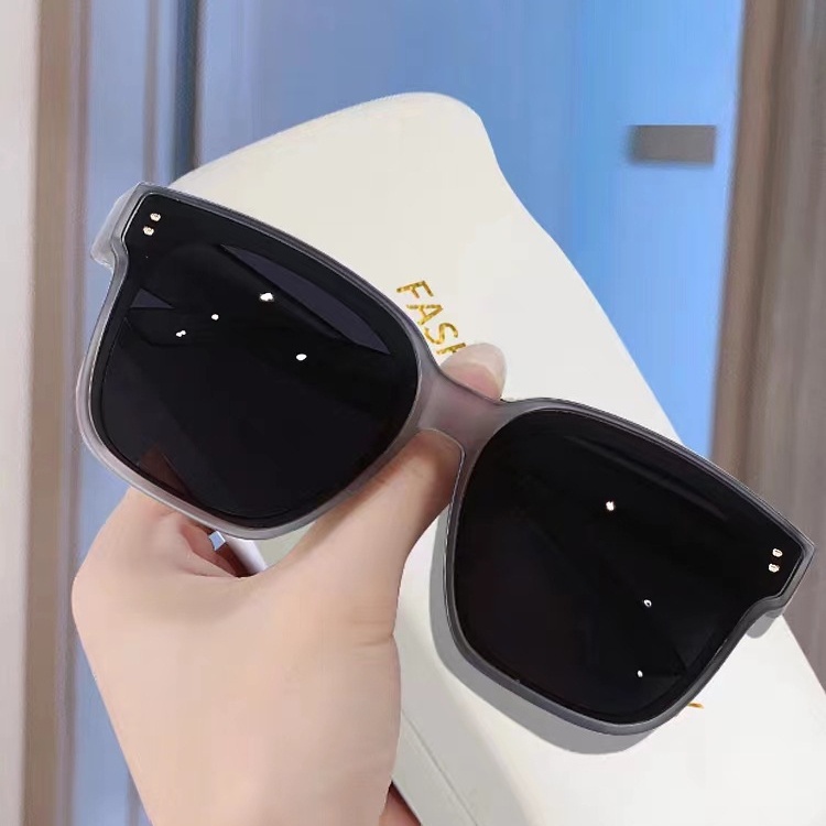 Kính Mát Chống Tia UV400 Màu Sắc Đa Dạng Thời Trang Unisex