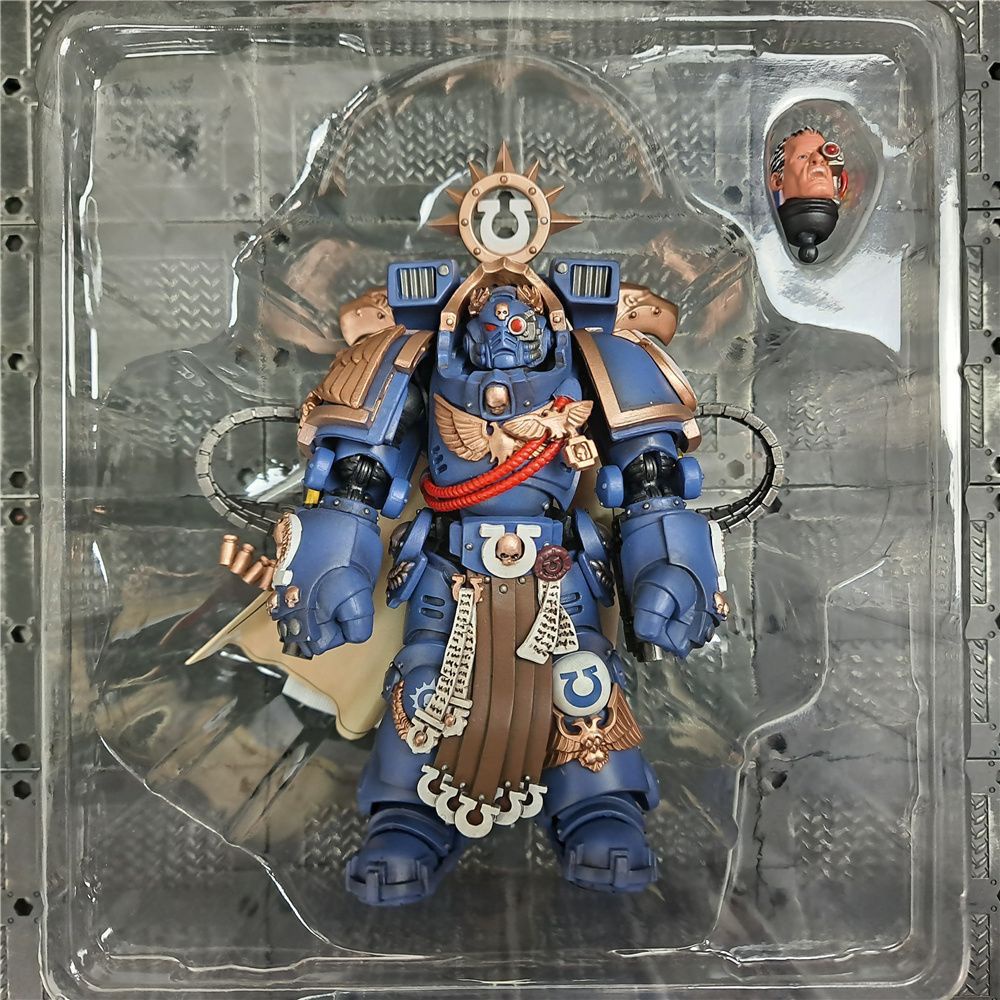 Mô Hình Nhân Vật Chiến Binh Maneus Trong Dark Warhammer