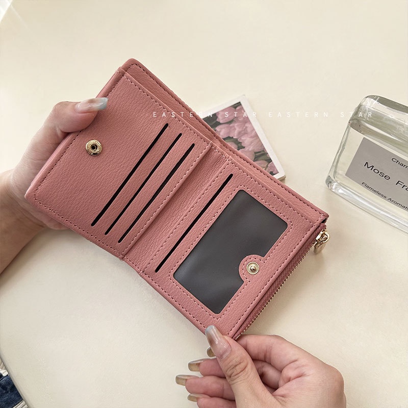 Ví Gấp Đựng Thẻ Dáng Ngắn Sức Chứa Lớn Thêu Họa Tiết Thời Trang Mới 2023