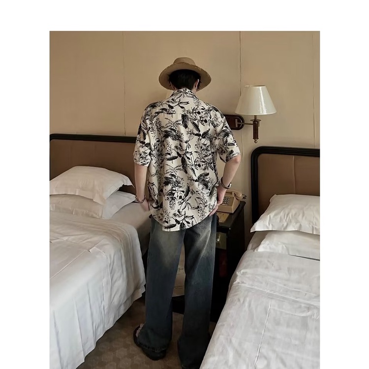 Áo Sơ Mi Tay Ngắn In Họa Tiết Hoa Phong Cách Hong Kong Thời Trang Đi Biển Cho Nam