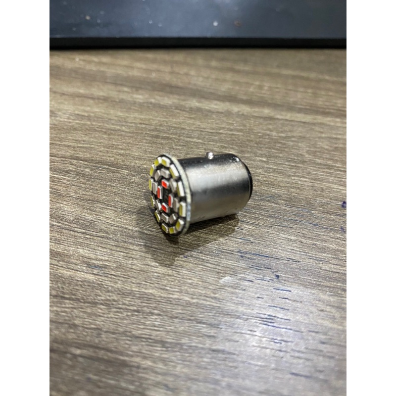 Đèn Hậu Xe Máy 7 Màu và Nháy F1 Mẫu 2023 Cực Xịn kèm móc u titan 7 màu cực chắc chắn