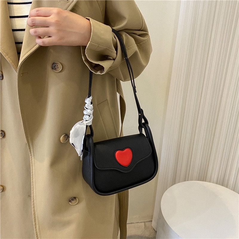 Túi Xách Nhỏ Hình Trái Tim Joker Màu Hồng Thời Trang Mùa Hè Hàn Quốc Làm Quà Tặng Sinh Nhật Cho Bạn Gái