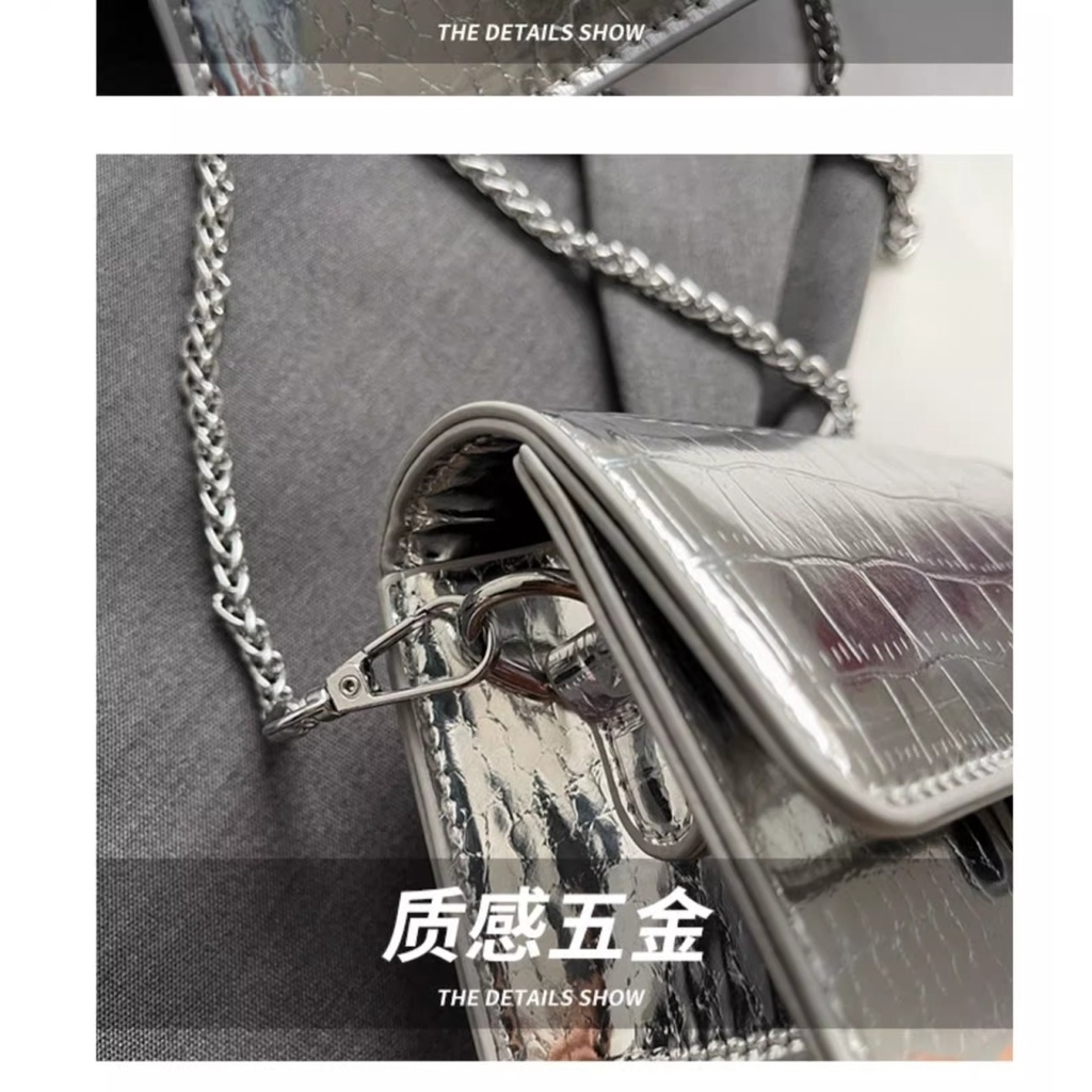 Túi Đeo Chéo mini Màu Bạc Phối Dây Xích Thời Trang Mùa Hè
