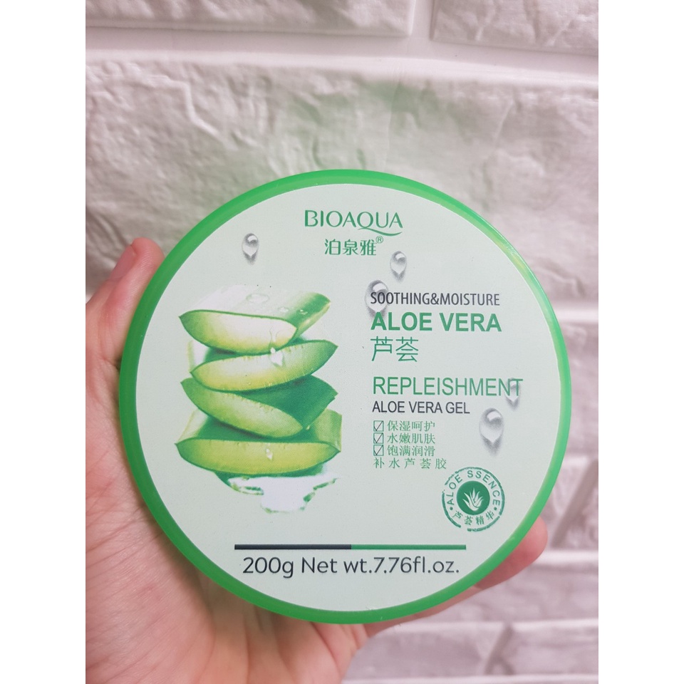 Gel Dưỡng Ẩm Nha Đam Bioaqua 200g Cấp Ẩm Cho Da