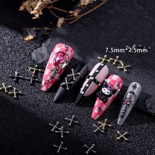 Charm đính móng hình chữ thập cá tính