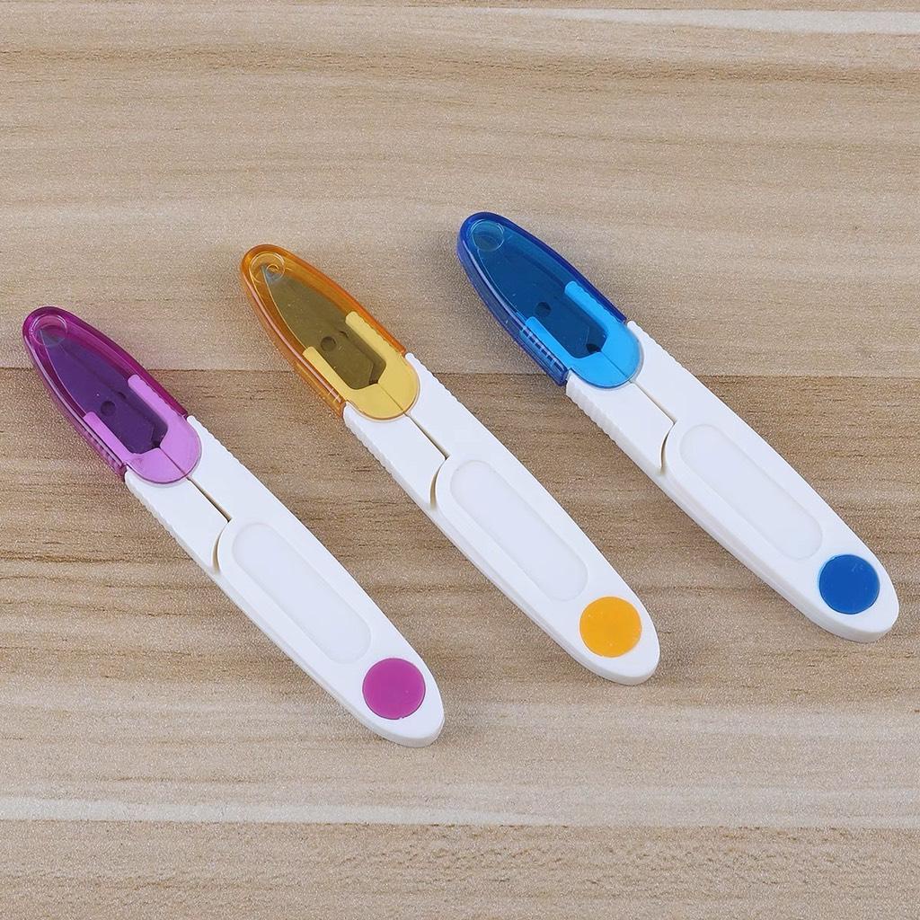 Kéo Bấm Có Nắp Đậy