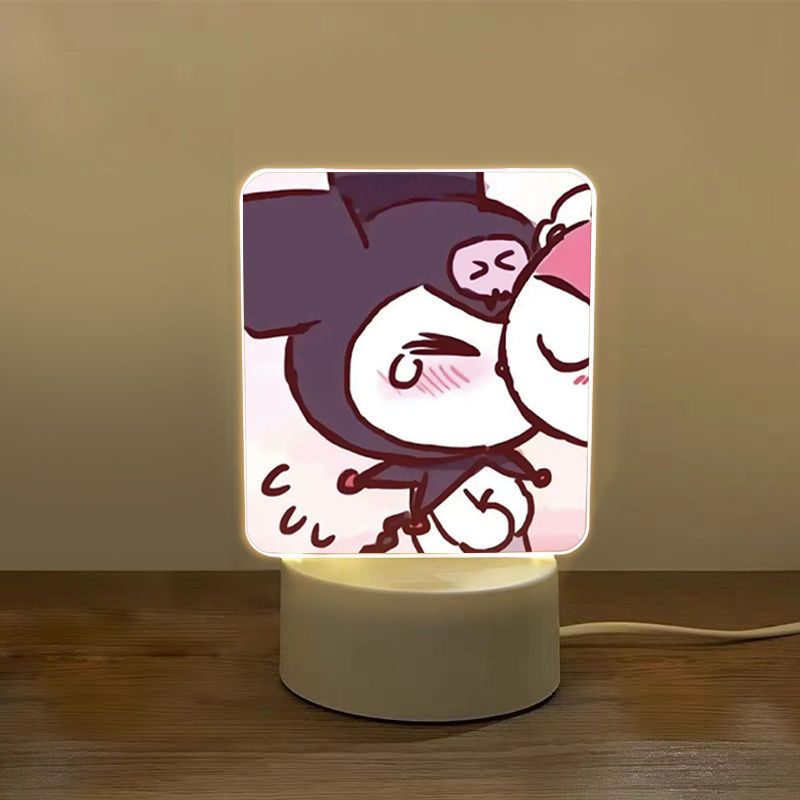 Đèn Ngủ Để Bàn Hình Chú Gấu Và Dâu Tây Dễ Thương Dùng Làm Quà Tặng Sinh Nhật Cho Bạn Gái