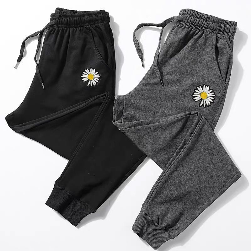 Miếng Vá Quần Áo Tự Dính Họa Tiết Hoạt Hình Dễ Thương