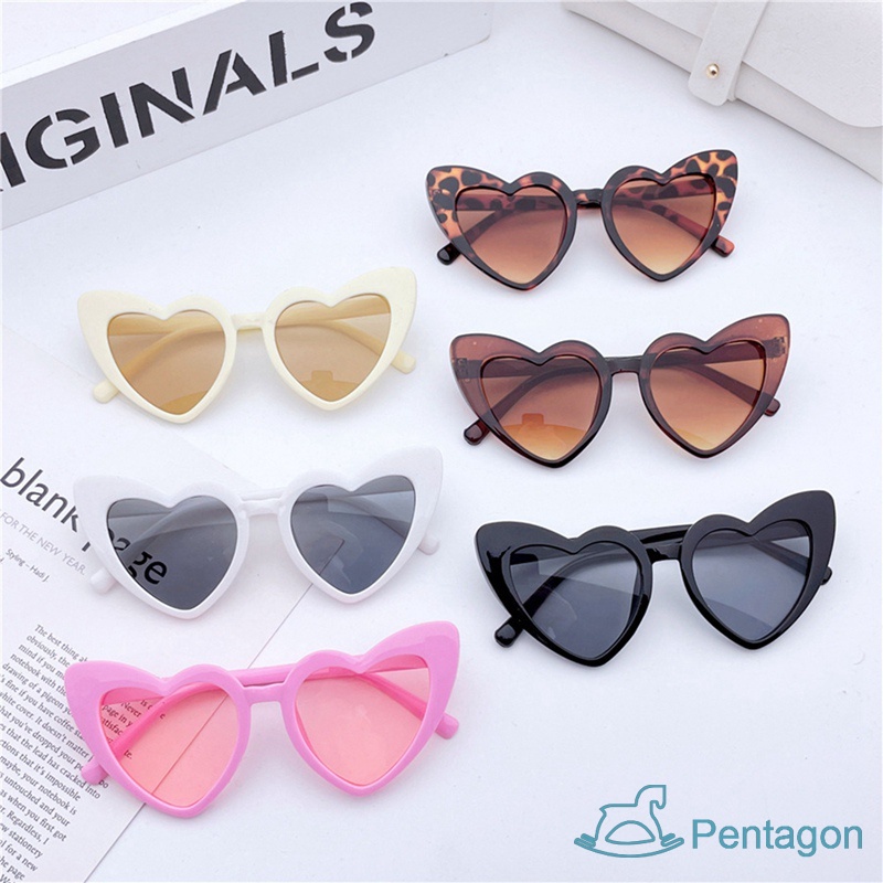Kính Mát Gọng Trái Tim Chống Tia Uv Thời Trang Cho Bé