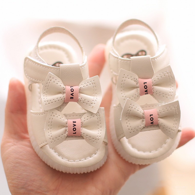 Xăng đan Công Chúa Đế Mềm Chống Trượt Cho Bé Gái