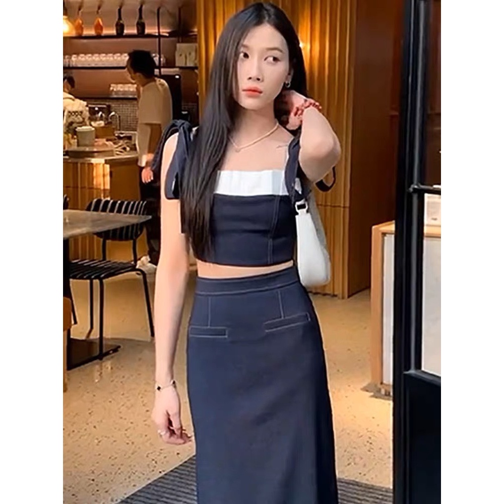SET ÁO CROPTOP JEAN PHỐI CỘT NƠ VAI + CHÂN VÁY MIDI SUÔNG JEAN ANGI HOME