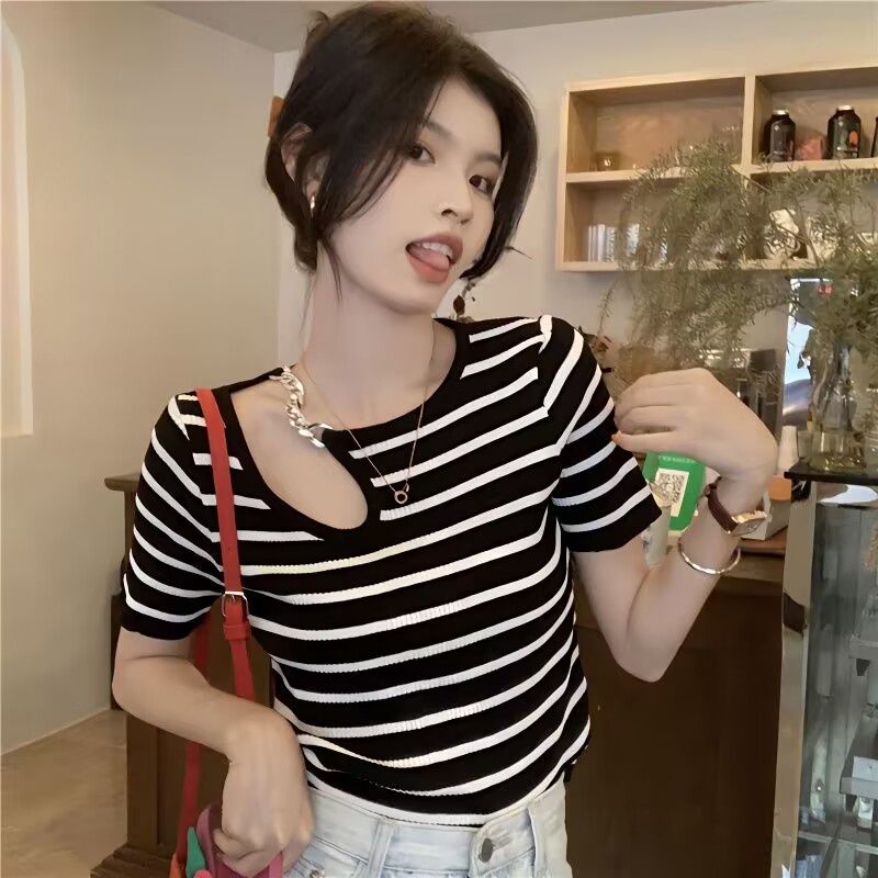 Áo Thun Dệt Kim Tay Ngắn Họa Tiết Kẻ Sọc Phong Cách Cổ Điển Thời Trang Mùa Hè Cho Nữ