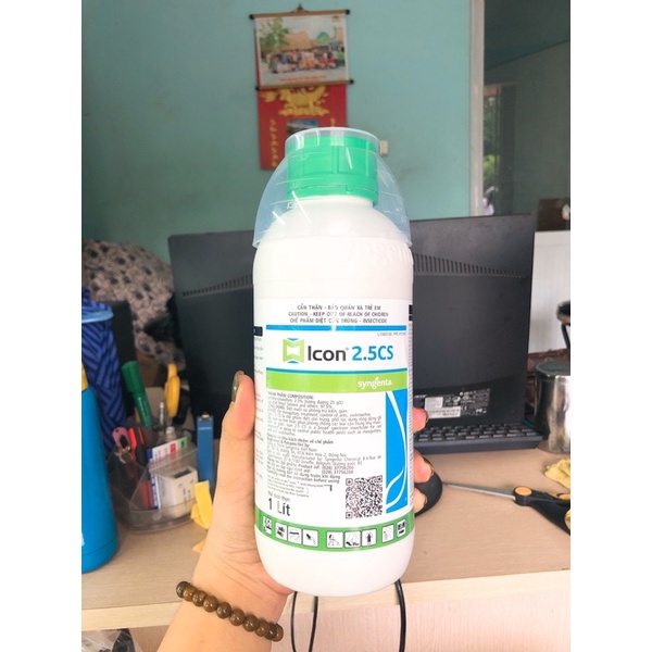 Thuốc diệt muỗi Icon 2.5CS chai 1 lít .