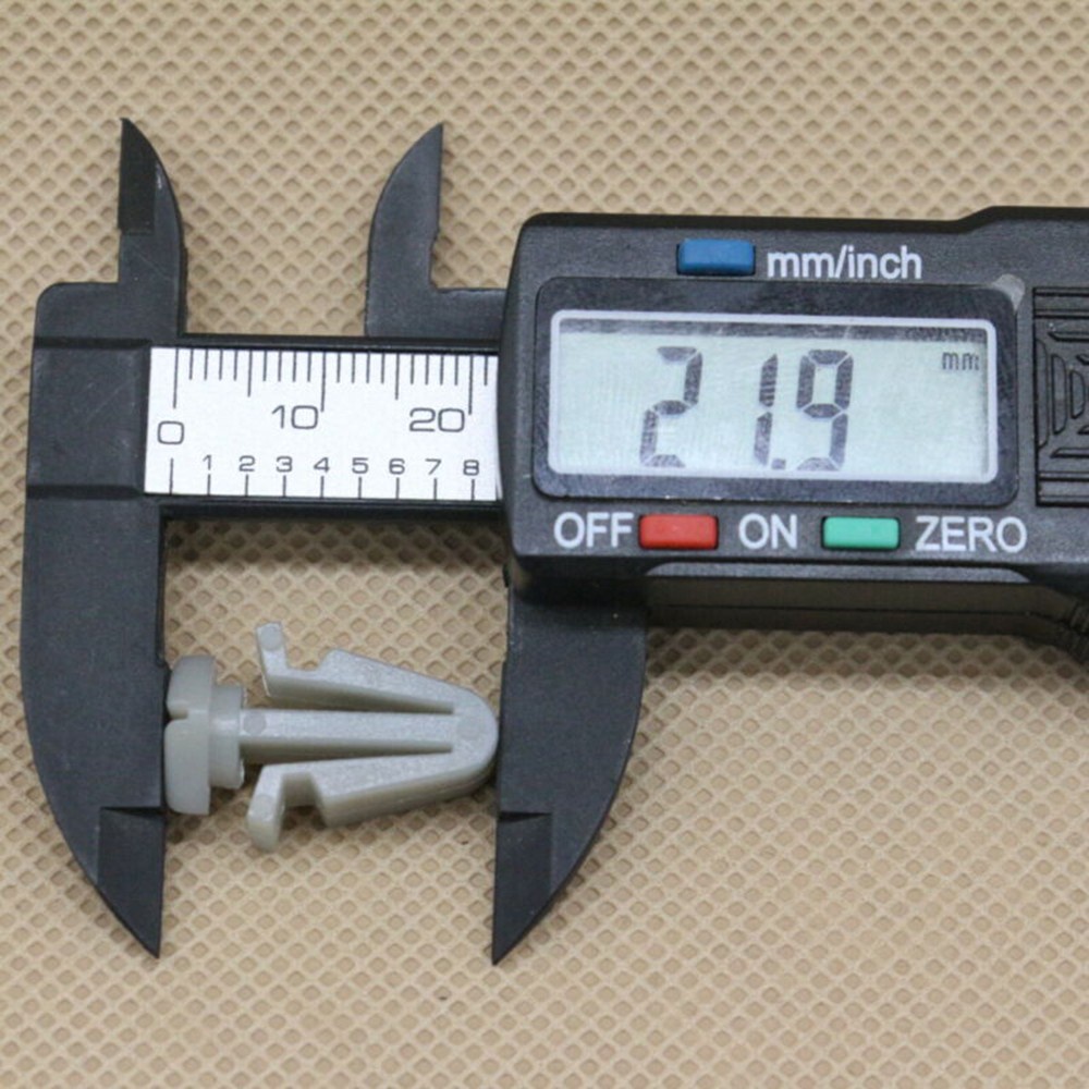 Set 20 Kẹp Lưới Tản Nhiệt Chuyên Dụng Dành Cho Ô Tô Nissan 62318-01W00 62318D0100