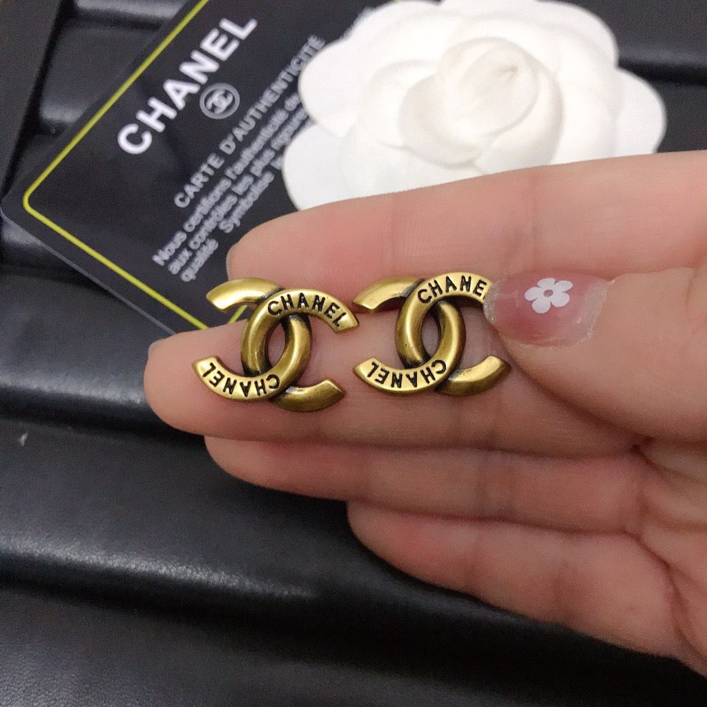 Xiaoxiangfeng Khuyên Tai Kim Loại Hai Chữ C Phong Cách Thời Trung Cổ Cao Cấp Dễ Phối Đồ