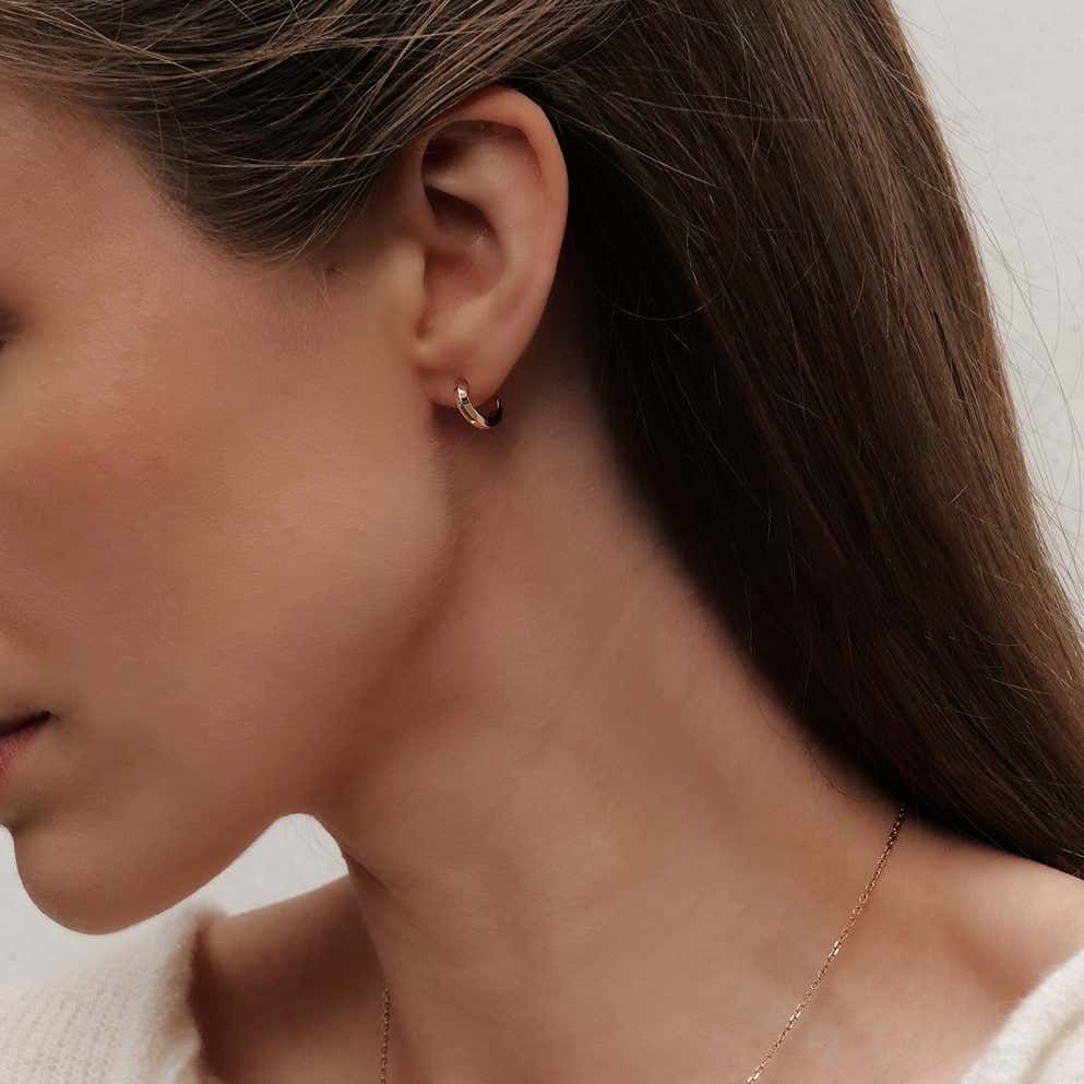 Bông tai v1 - Khuyên tai Titanium thép không gỉ 316L [Bảo Hành 5 năm]