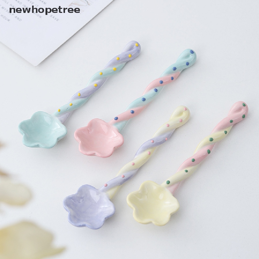 1 Muỗng Sứ Cán Dài Vẽ Hình Cây Kem Dễ Thương