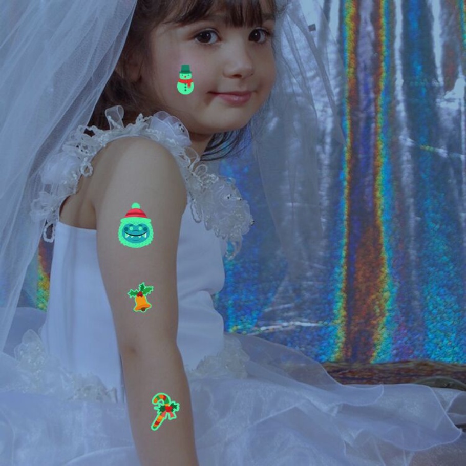 Hình Xăm Dán Tạm Thời Họa Tiết Hoa Nhỏ Dạ Quang Cho Trẻ Em