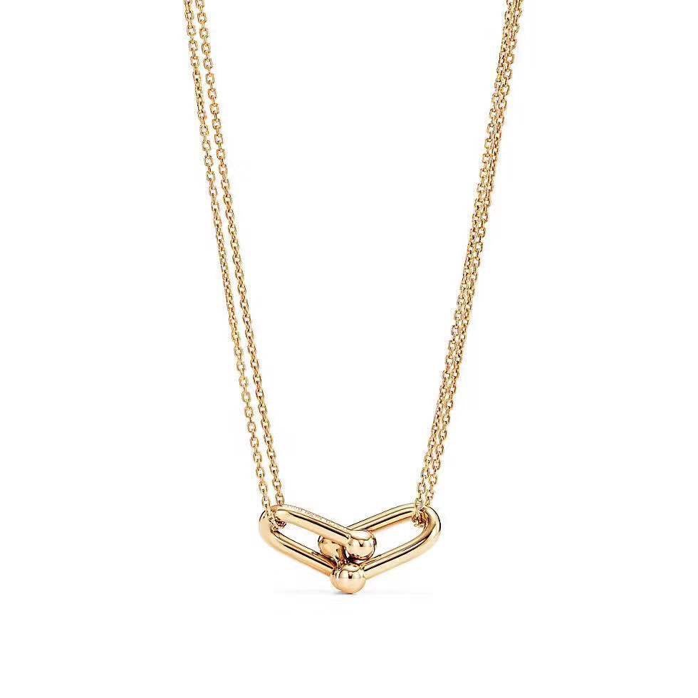 CARTIER Vòng cổ Thép Titan Mặt Chữ C Thời Trang Cho Nam Nữ