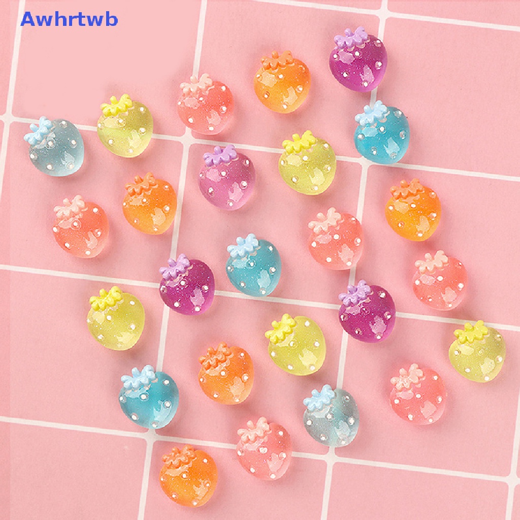 Set 5 Phụ Kiện Trang Trí Móng Tay Hình Trái Dâu 3D Dạ Quang Xinh Xắn Mới