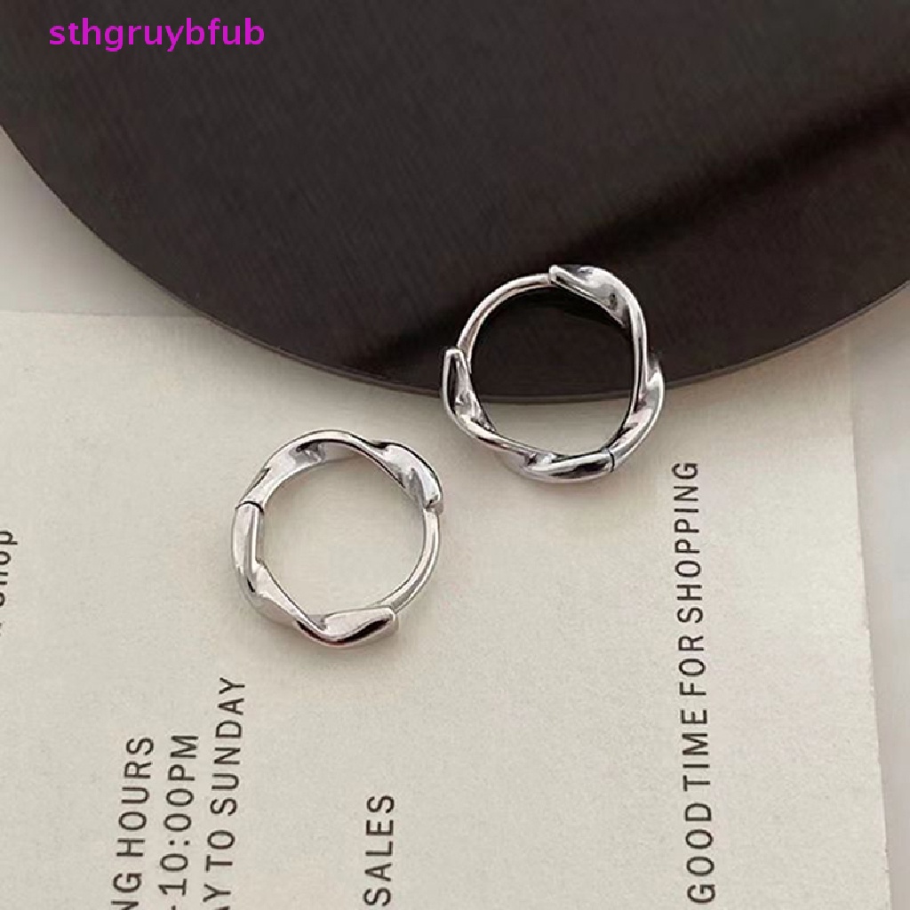 Khuyên Tai Dạng Vòng Xoắn Phong Cách Vintage Không Gây Dị Ứng Dành Cho Nữ