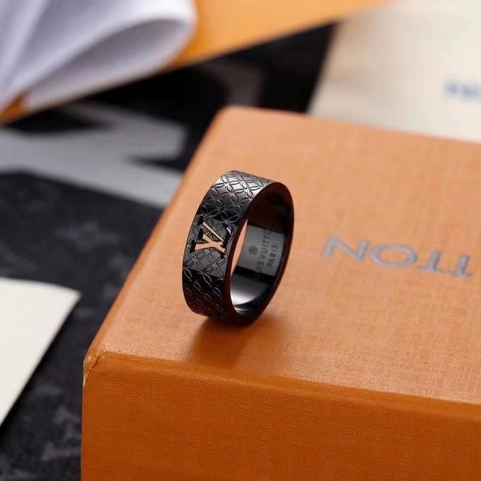 Nhẫn Bằng Thép Titan Mạ Vàng 18K Cao Cấp Thiết Kế Đơn Giản Sang Trọng