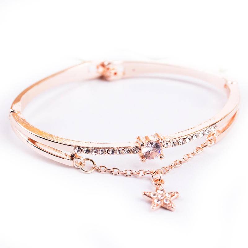 Đồng Hồ Quartz Điện Tử Dạ Quang Với Dây Đeo Từ Tính