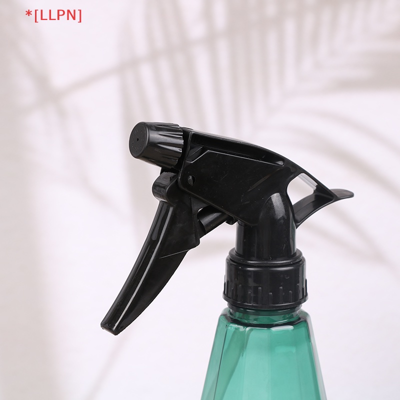 1 Bình Nhựa Nhỏ Giọt Trồng Cây Có Thể Nạp Đầy Kèm Phun Sương Chào Mừng