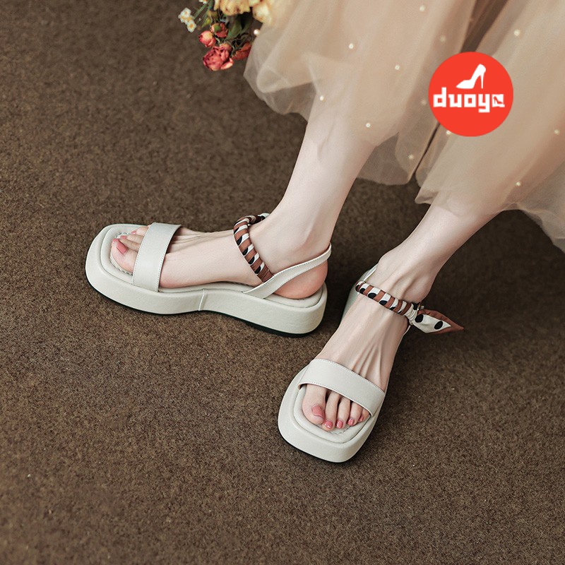 Duoya Tóc Thẳng ~ [Hàng Có Sẵn] Giày Sandal Da Thật Đế Phẳng Dày Quai Ngang Dễ Phối Đồ Cho Nữ Miễn Phí Vận Chuyển
