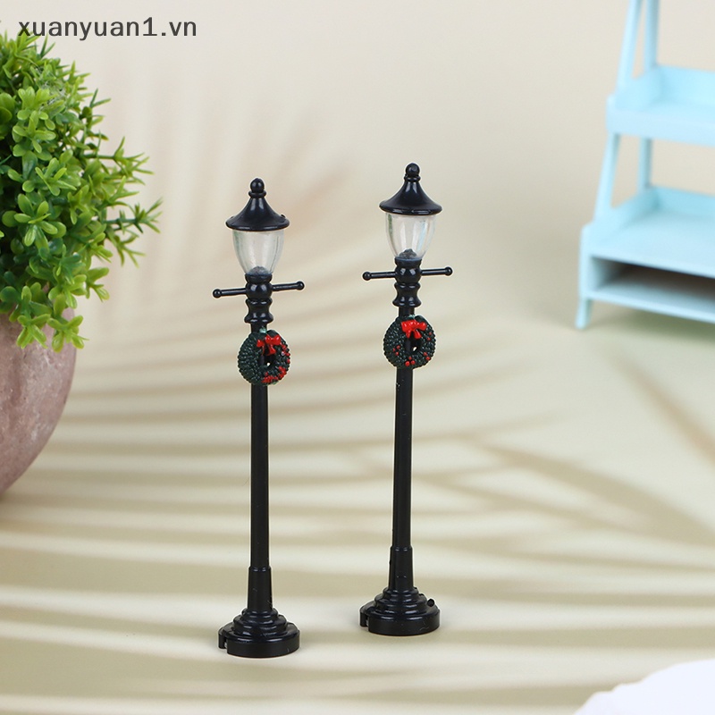Mô Hình Đèn Đường Mini Tỉ Lệ 1 / 12 Dùng Để Trang Trí Nhà Búp Bê