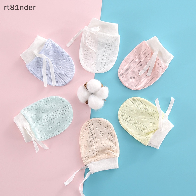 Set 2 Găng Tay Cotton Mềm Mại Bảo Vệ Chống Xước Cho Bé Sơ Sinh