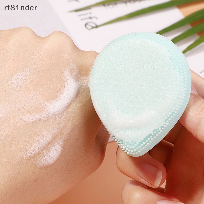 Cọ Rửa Mặt Silicone Hình Trái Tim Có Tay Cầm Tiện Lợi