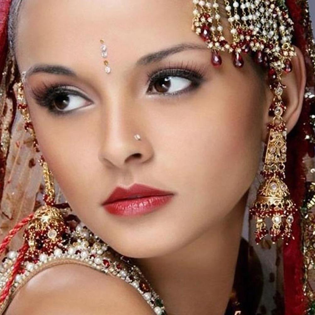 Khuyên Mũi Đính Đá Chất Liệu Thép Không Gỉ N8B7