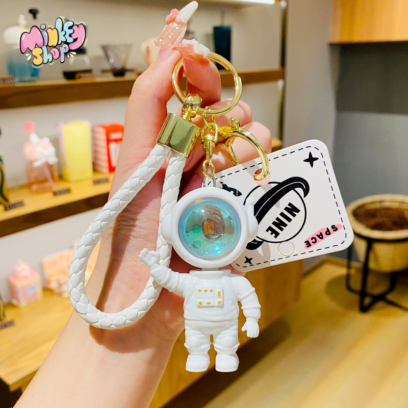 Móc khóa Phi hành gia đèn phát sáng cute móc chìa khóa Hàn Quốc dễ thương hottrend phụ kiện túi xách balo -minkey
