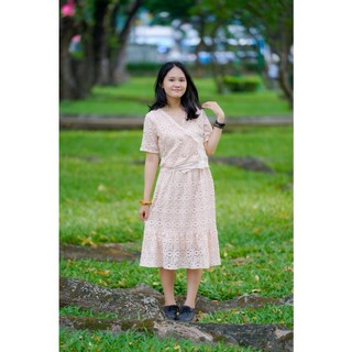 Đầm ren tay ngắn siêu dễ thương