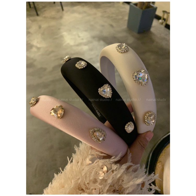 Băng Đô Vải Satin Đính Đá Hình Đầu Lâu Màu Hồng Xinh Xắn