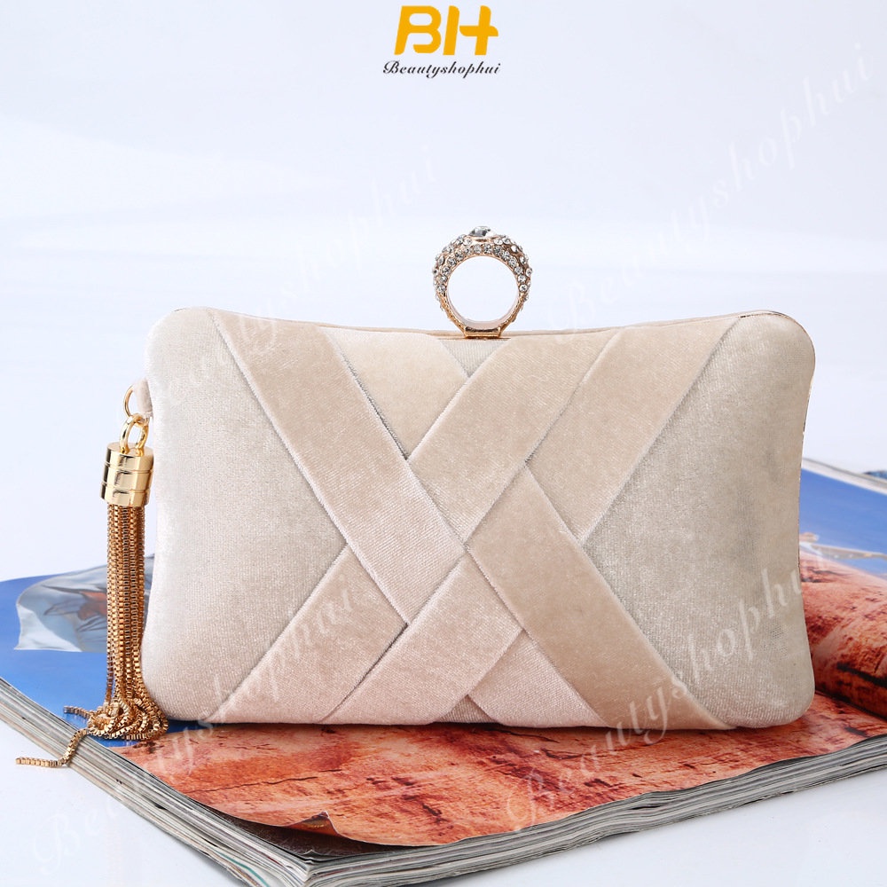 Ví Cầm Tay Đính Núm Tua Thời Trang Nữ Tính