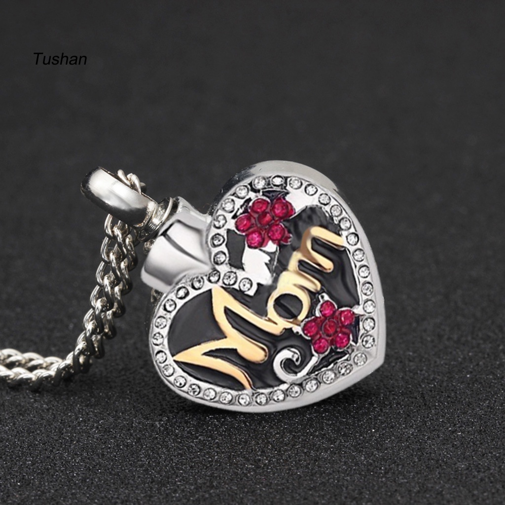Vòng cổ Mặt Trái Tim Khắc Chữ Mom Xinh Xắn
