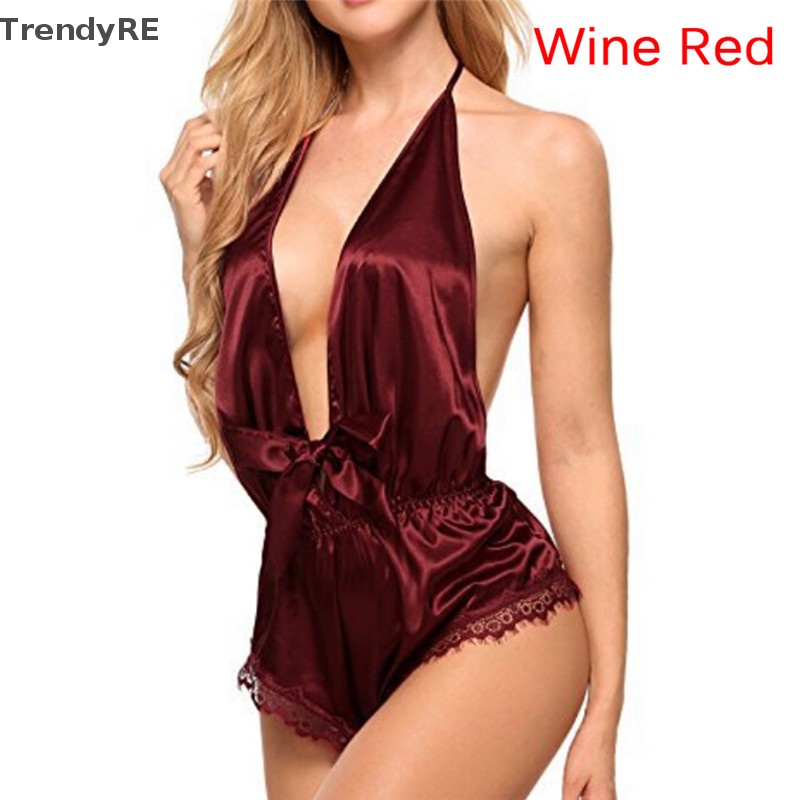 Đầm Ngủ Phối Ren Xuyên Thấu Và Quần Lót Lọt Khe Quyến Rũ