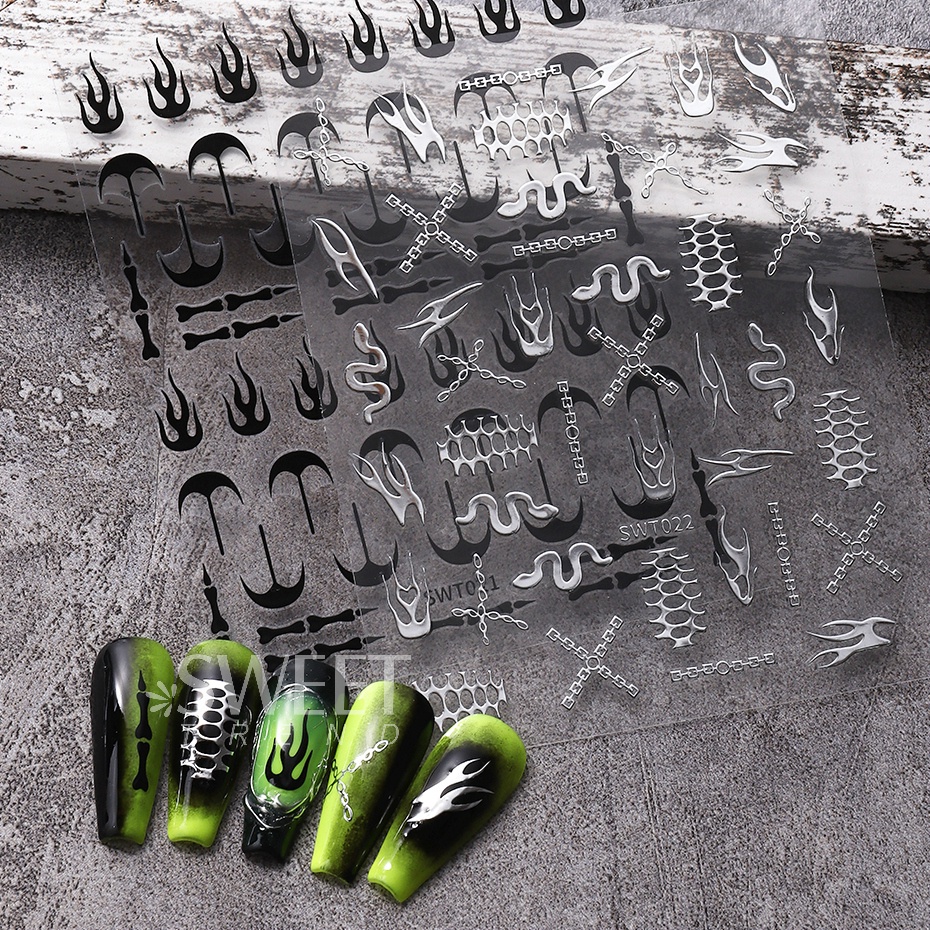 Miếng Dán Trang Trí Móng Tay 3D Hình Rắn Màu Bạc Ánh Kim Độc Đáo