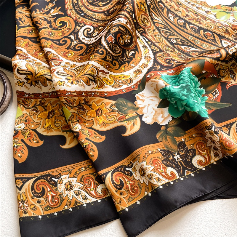 Khăn Choàng Cổ Hình Vuông Cỡ Lớn 110cm Vải Satin Họa Tiết Chấm Bi Màu Đen Thời Trang Mùa Hè Thanh Lịch