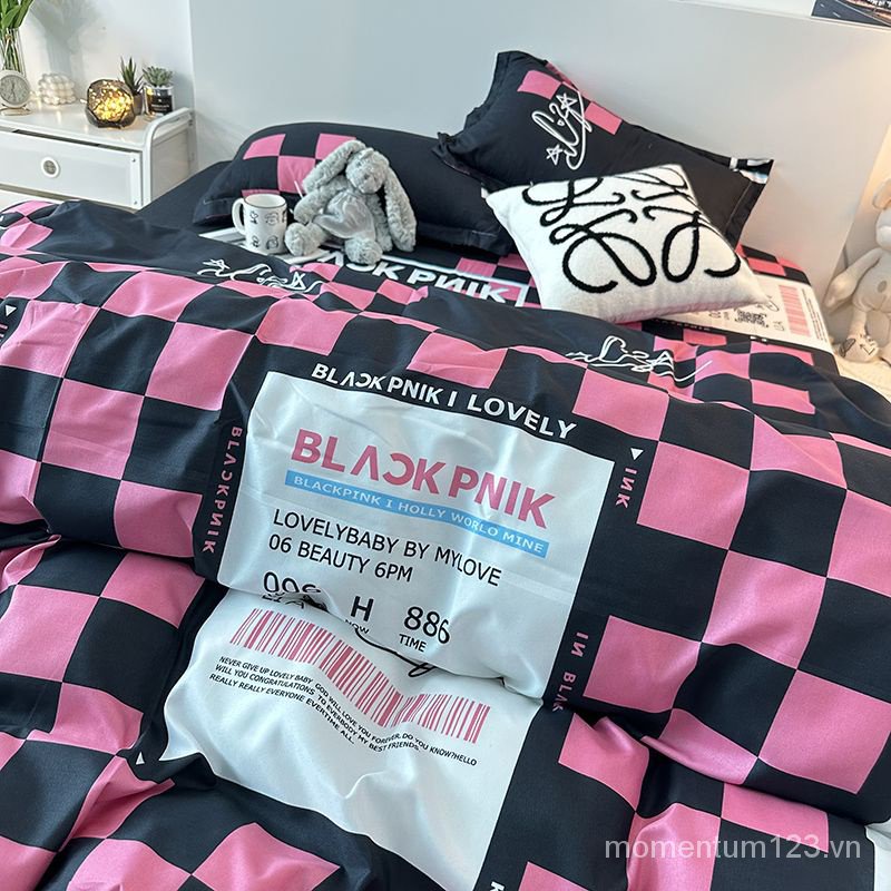 Bộ Ga Trải Giường Bốn Mảnh Gồm Ga Trải Giường + Vỏ Chăn + Vỏ Gối Họa Tiết Caro Hồng Đen Cá Tính Ngọt Ngào