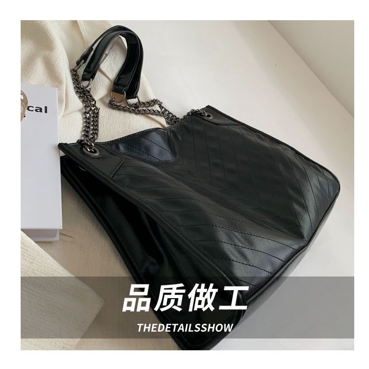 Túi Xách Tote Cỡ Lớn Phối Dây Xích Thời Trang Nữ Sành Điệu