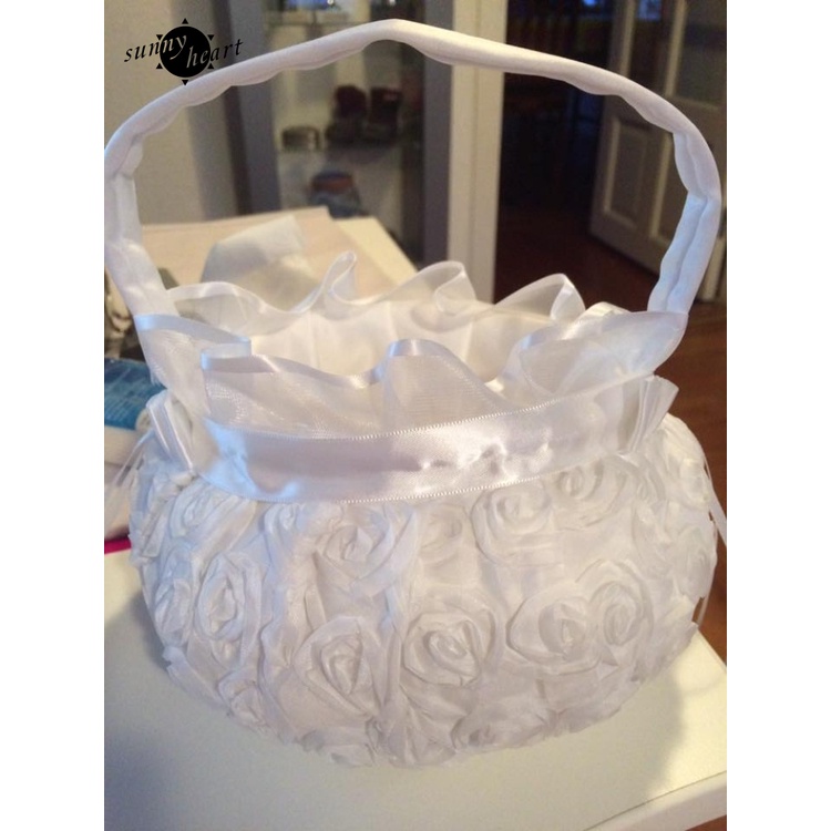 Giỏ Hoa Hồng Satin Thắt Nơ Lãng Mạn Trang Trí Tiệc Cưới